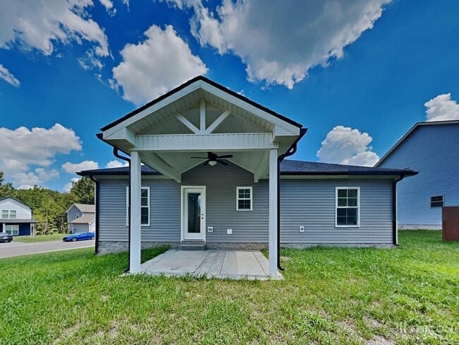 Building Photo - 100 Schroer Rd
