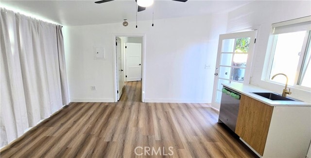 Building Photo - 5747 Jefferson Ave