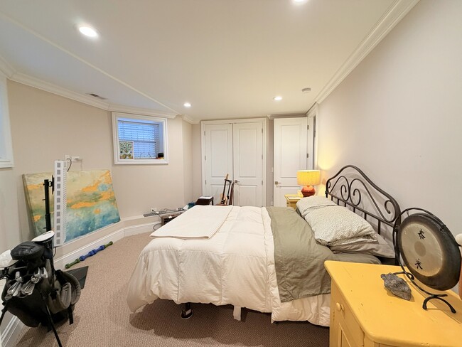 Building Photo - 3646 N Fremont St