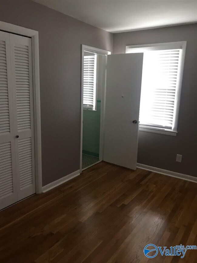 Building Photo - 7310 Chadwell Rd SW