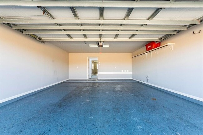 Building Photo - 1721 Kemah Village Dr