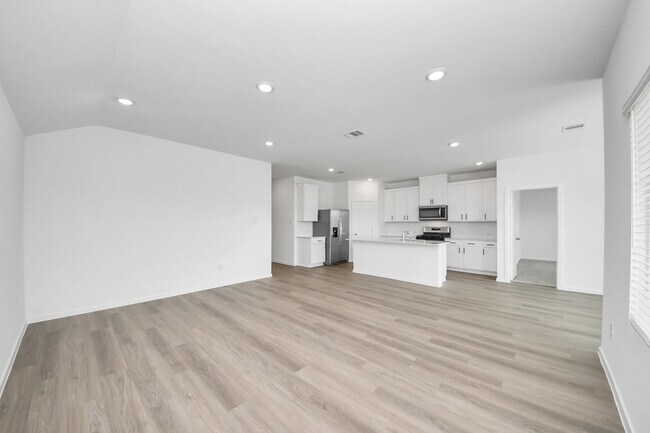 Building Photo - 40630 Balsam Run Ln