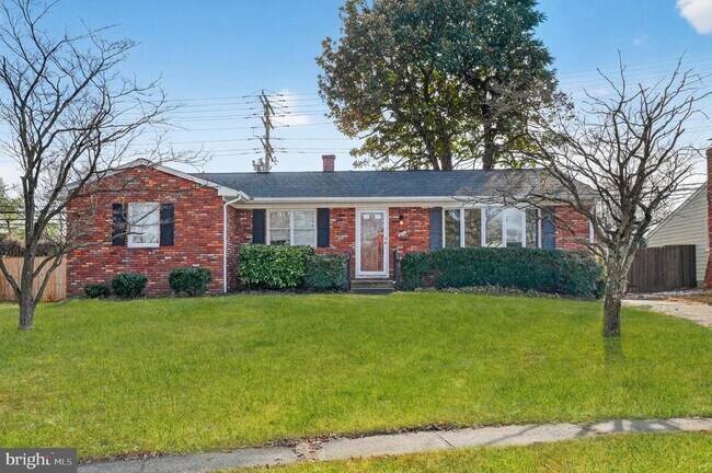 Building Photo - 927 Juliet Ln