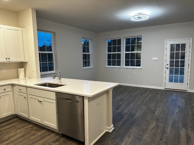 Building Photo - 313 Mazzeo Dr