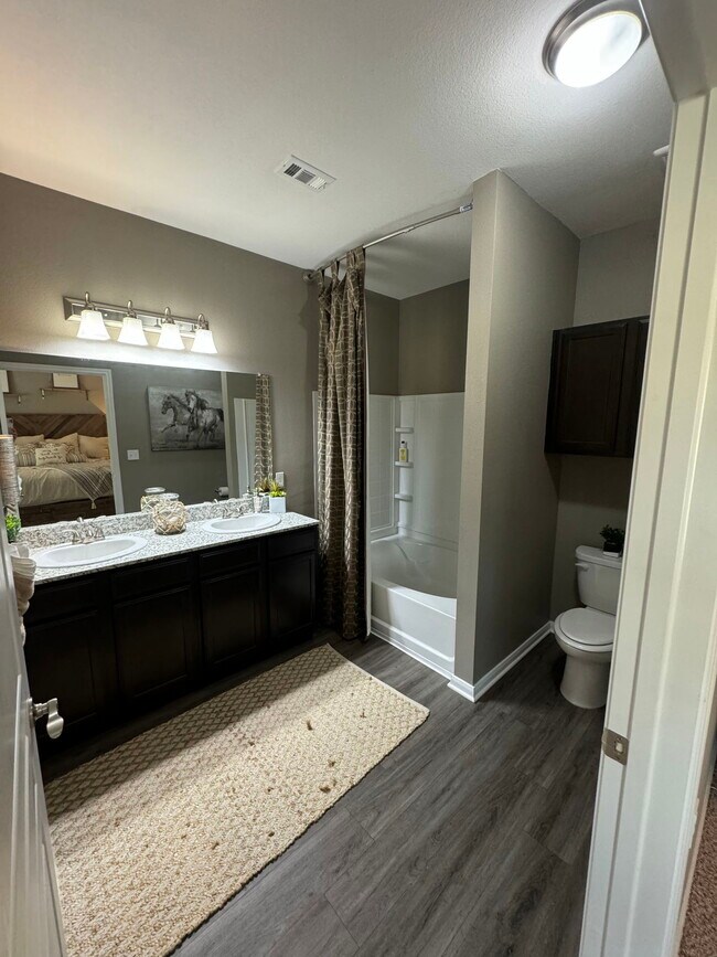 Building Photo - 1030 Farm to Market Road 2931 Apt #633, Au...