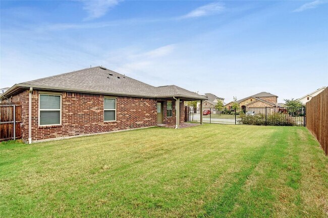 Building Photo - 279 Oxford Dr
