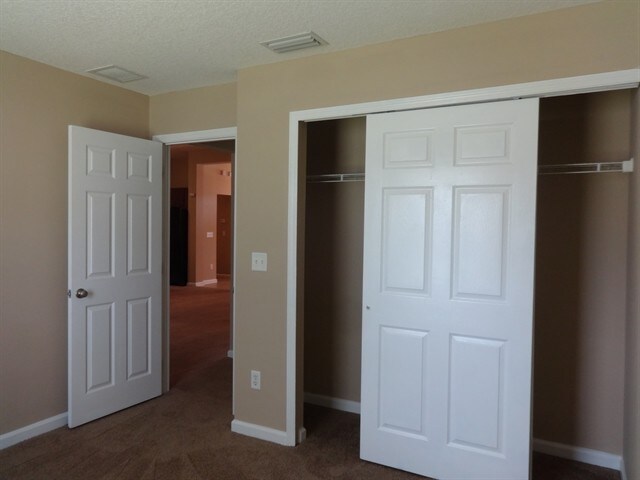 Building Photo - 1433 Creek Point Boulevard