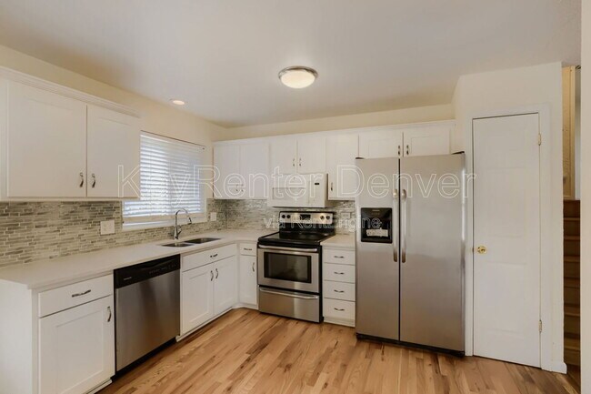 Building Photo - 8099 W 93rd Way