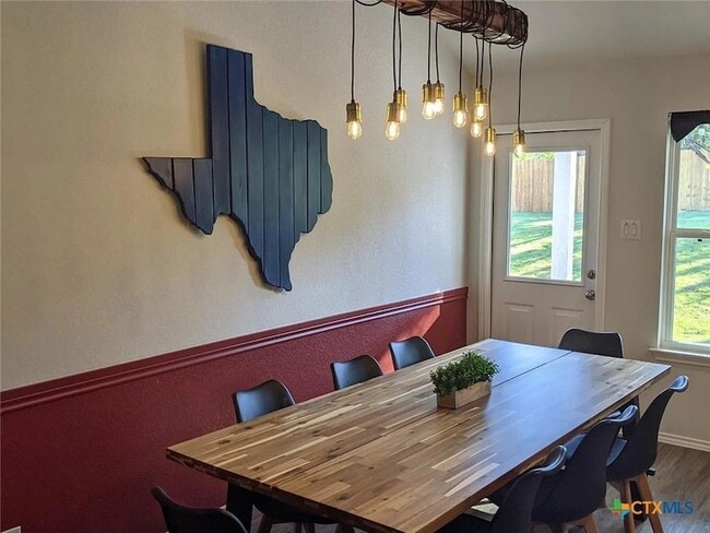 Building Photo - 254 Ridgerock Dr