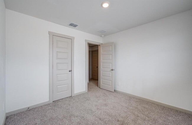 Building Photo - 14506 Rain Tree Dr