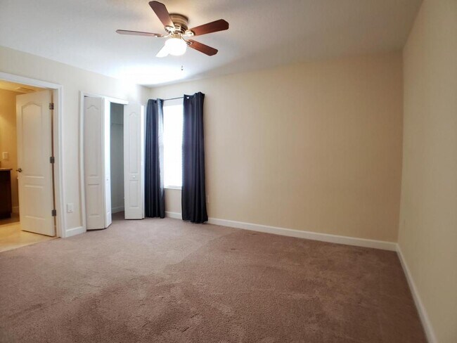 Building Photo - 7449 Ella Ln