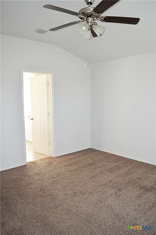 Building Photo - 2606 Cortona St