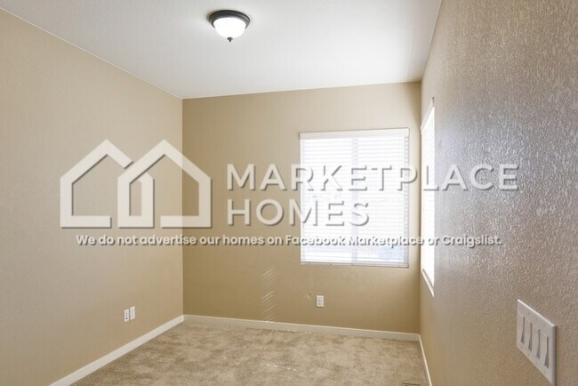 Building Photo - 10711 Truckee Cir
