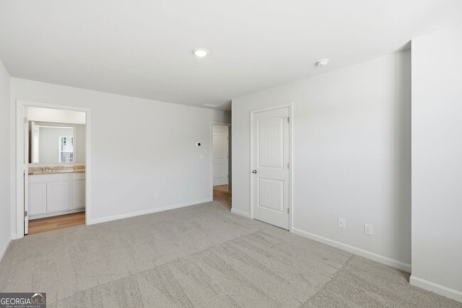 Building Photo - 5971 Skylar Dr