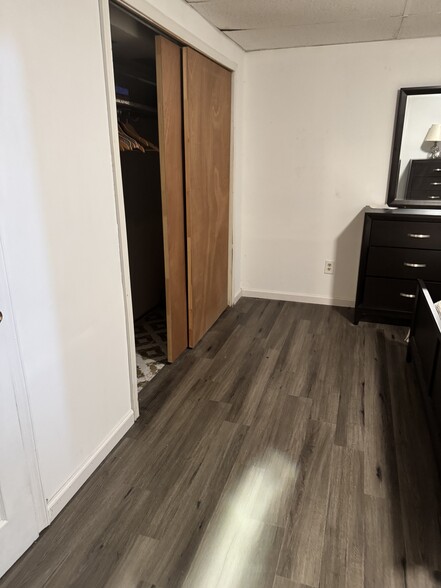 Building Photo - 3555 Hylan Blvd