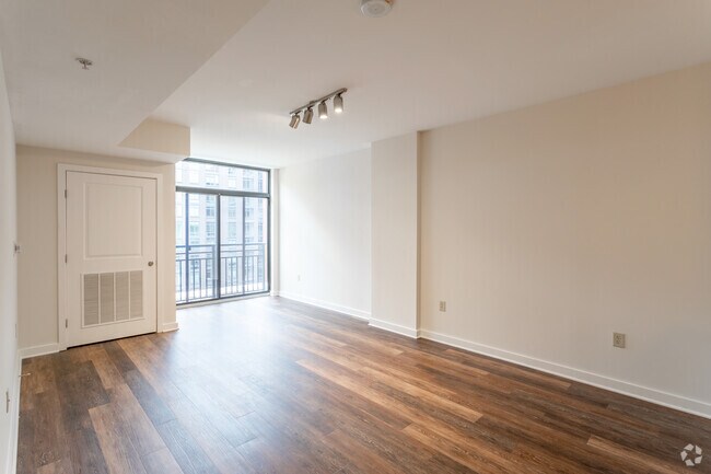 2 BR, 1 BA - 1,194 SF - Loree Grand at Union Place