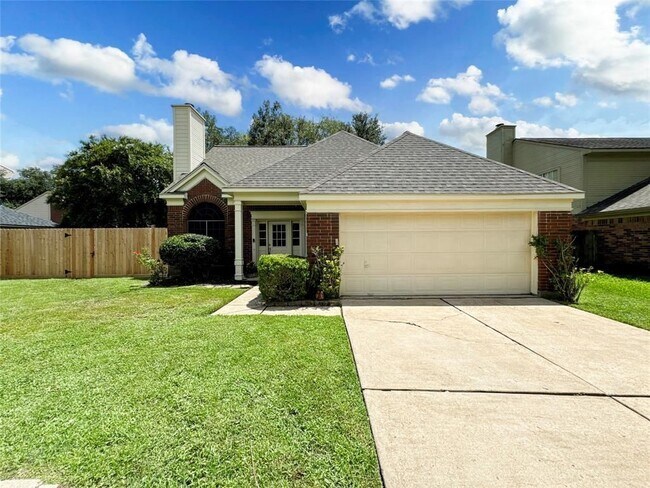 Primary Photo - 5202 Spring Cir Dr