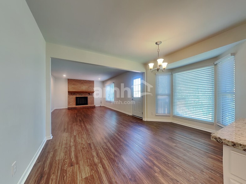 Building Photo - 1929 Morningside Dr