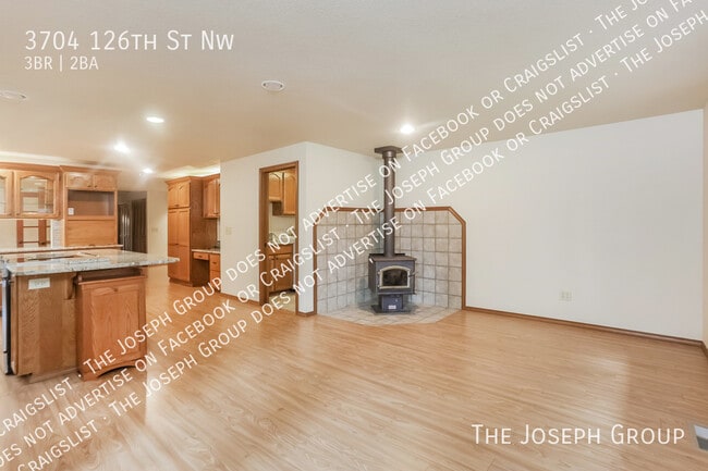 Building Photo - 3704 126th St NW