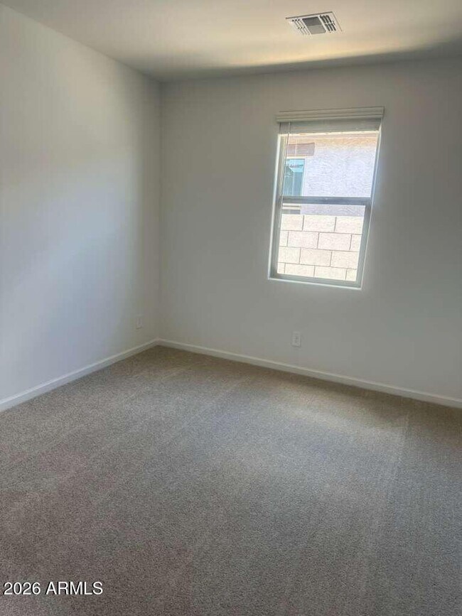 Building Photo - 18245 Avenida del Sol W