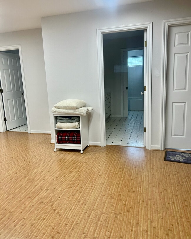 Building Photo - 116 Hanupaoa Pl