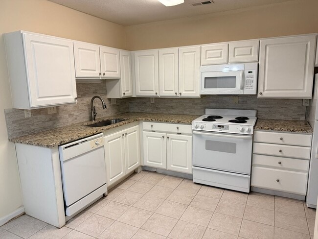 Building Photo - 2500 Friedland Pl