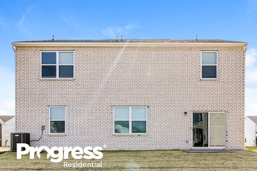 Building Photo - 621 Samuel