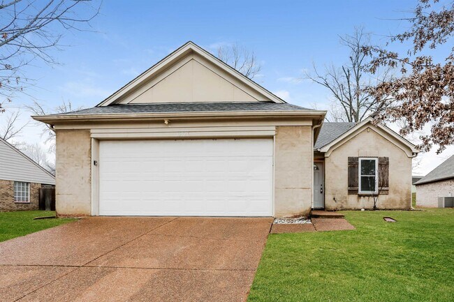 Building Photo - 10426 Redmond Cir N