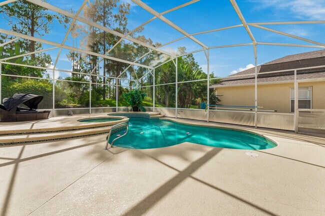 Building Photo - 412 N Hampton Dr