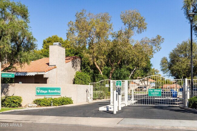 Building Photo - 5442 S Hurricane Ct