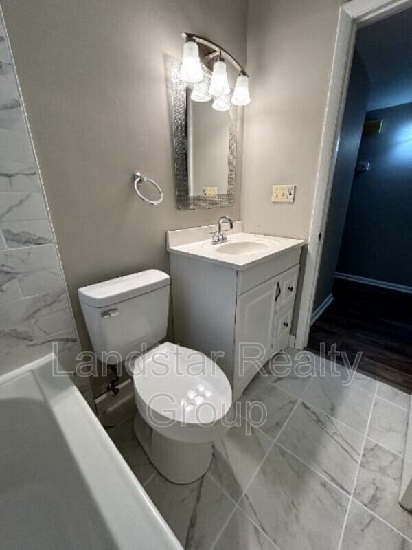 Building Photo - 9816 Titan Dr