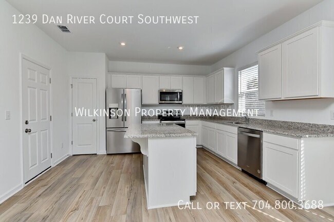 Building Photo - 1239 Dan River Ct SW