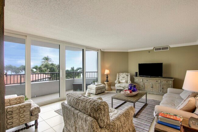 Building Photo - 600 Ocean Dr