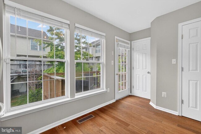 Building Photo - 13810 Fareham Ln