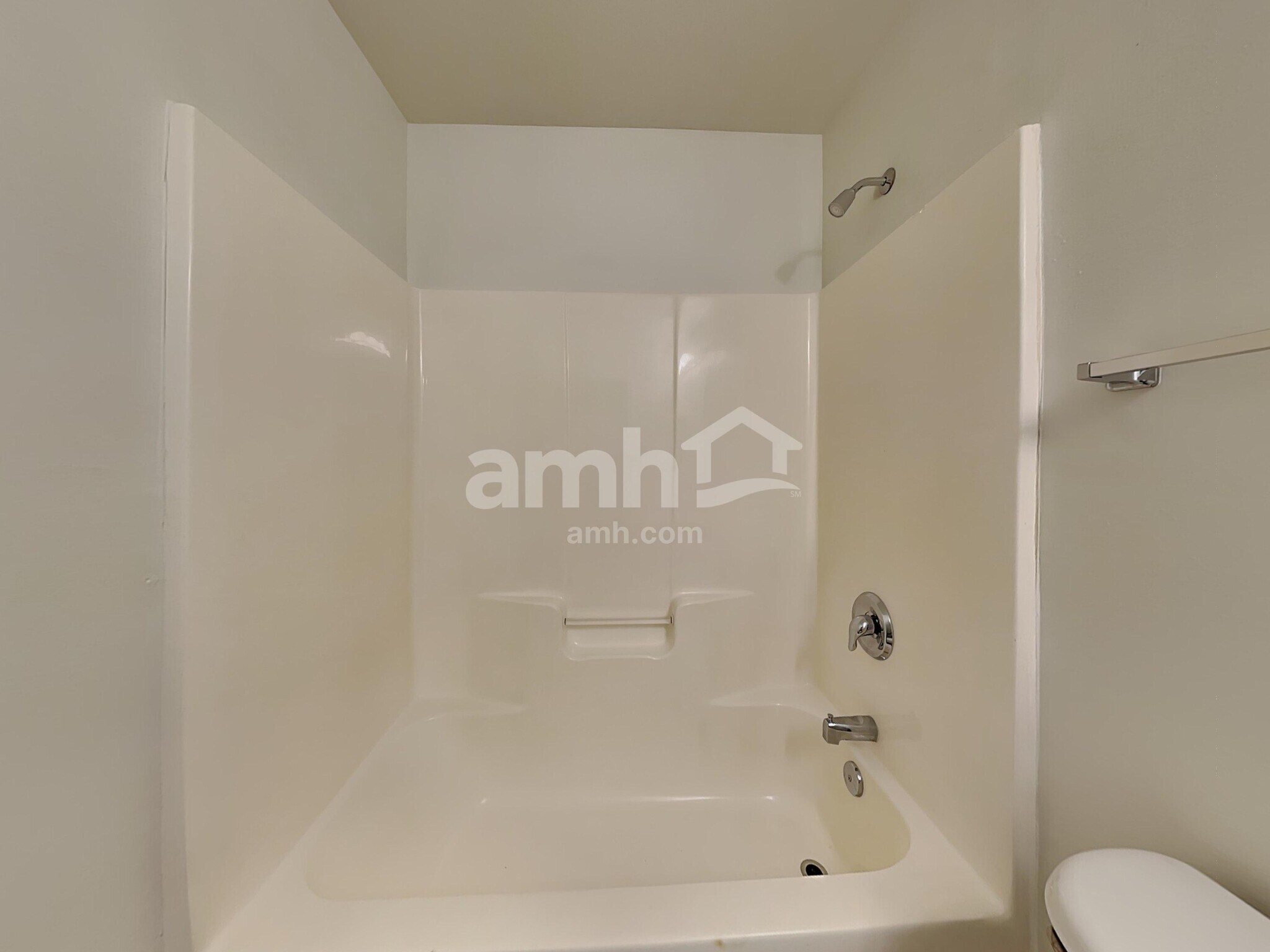 Building Photo - 102 Parkgate Ct