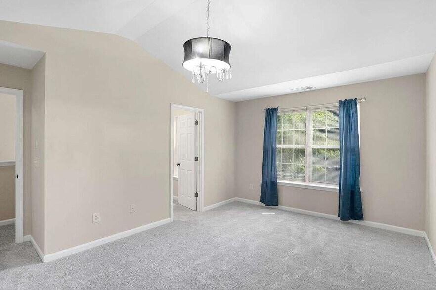 Building Photo - 2757 Keystone Ave