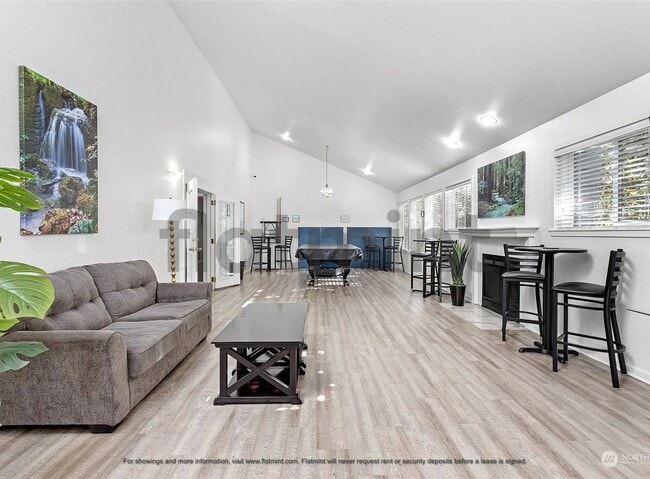 Building Photo - 12636 100th Ln NE