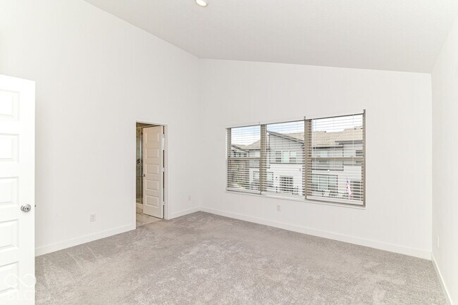 Building Photo - 13447 E 134th St