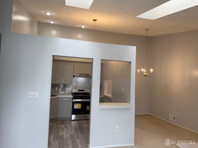 Building Photo - 3214 Winder Dr