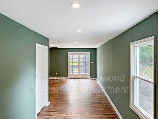 Building Photo - 7409 Landsworth Ave