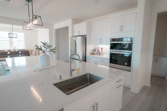 Building Photo - 58320 Coral View Way