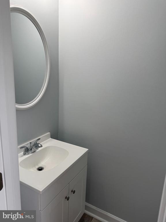 Building Photo - 105 Knollwood Ct