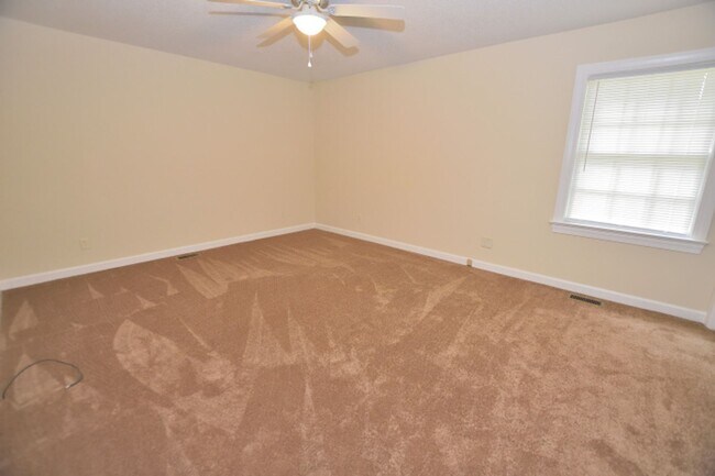 Building Photo - 1132 Niblick Dr