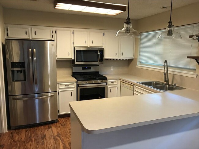 Building Photo - 3702 Powder Horn Dr