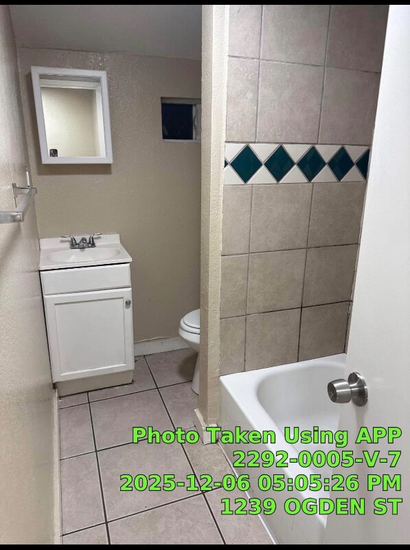 Building Photo - 1239 Ogden St