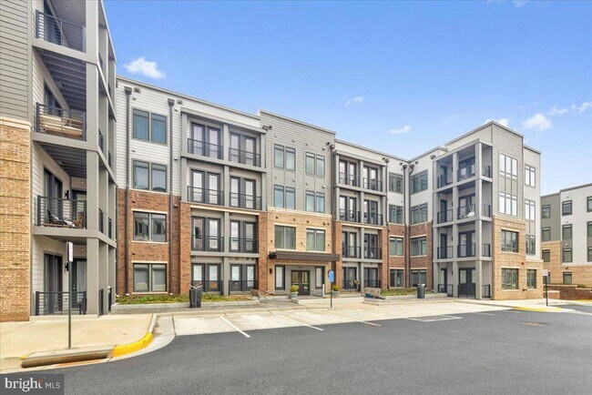 Building Photo - 1669 Bandit Loop