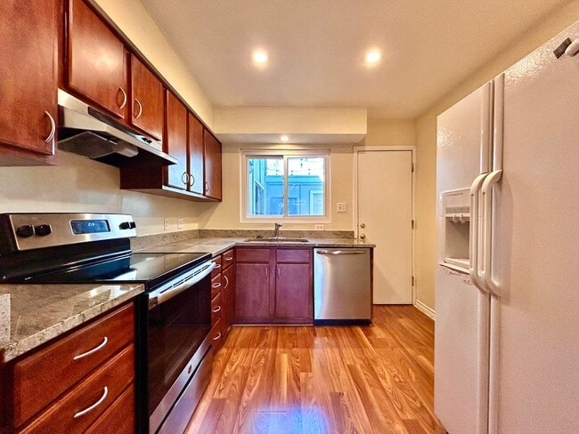 Building Photo - 1713 Timber Ridge Dr