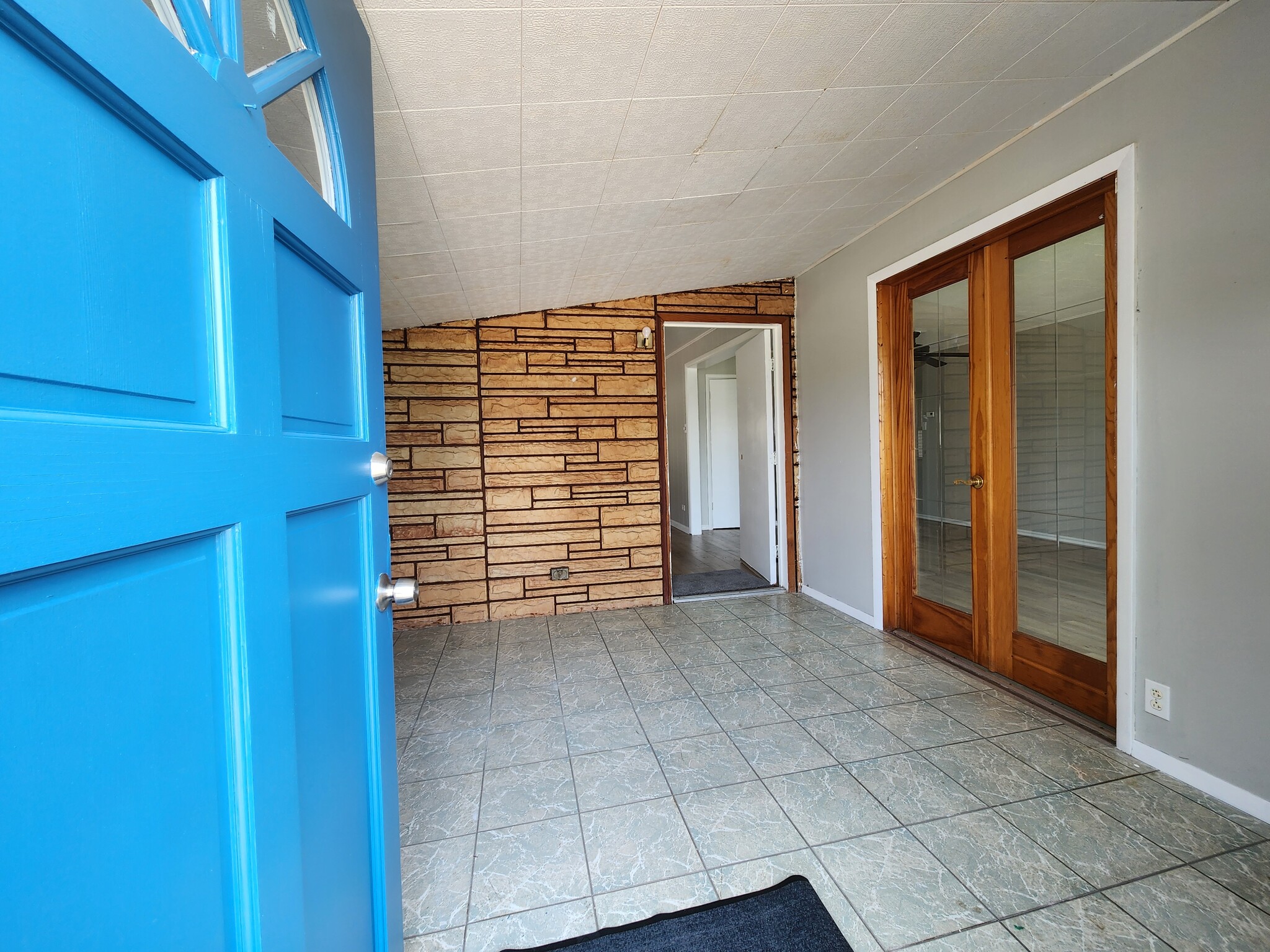 Building Photo - 506 Coral Dr