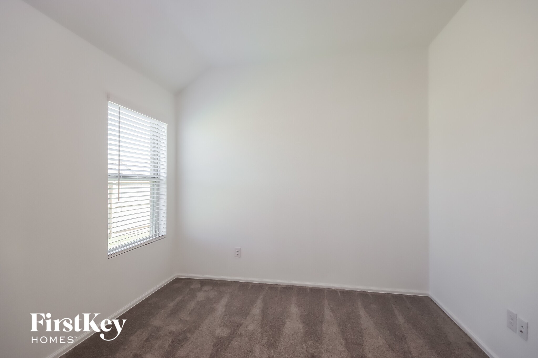 Building Photo - 26634 Daylily Grove St