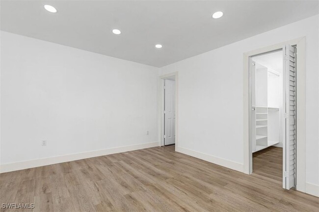 Building Photo - 6043 Birnam Wood Ln